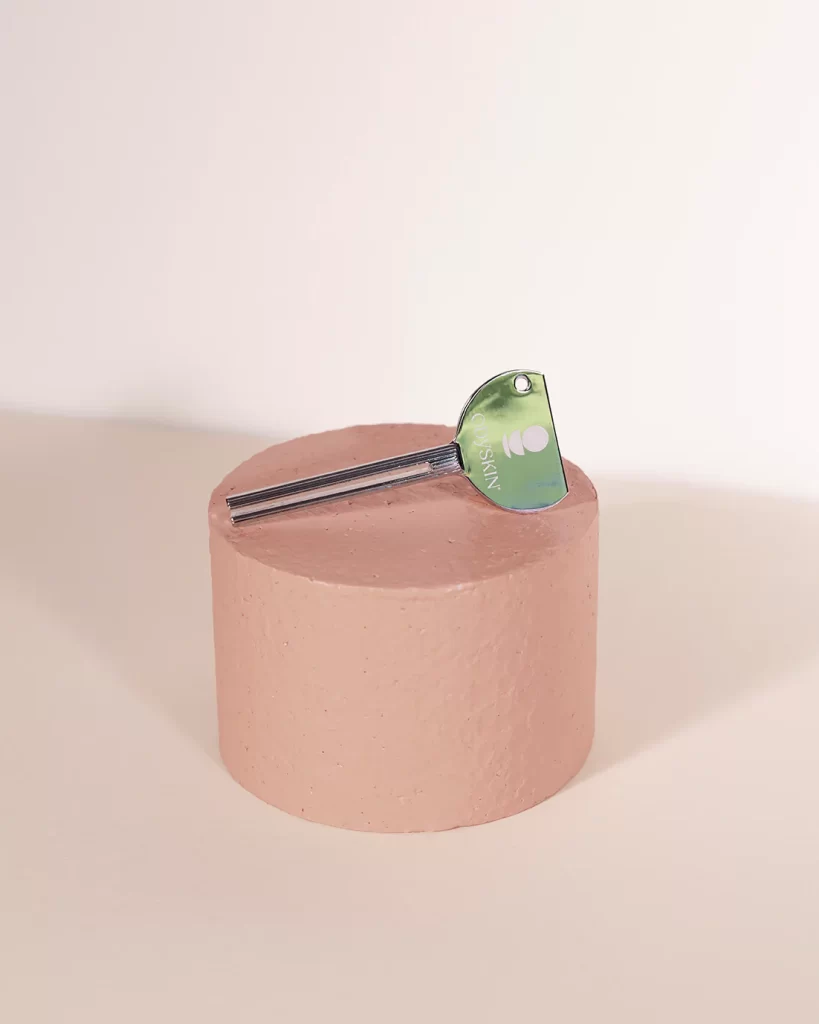 Aluminum tube squeezer