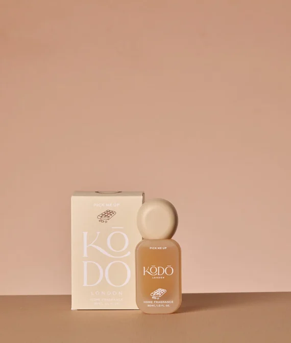 MINIATURE PICK ME UP