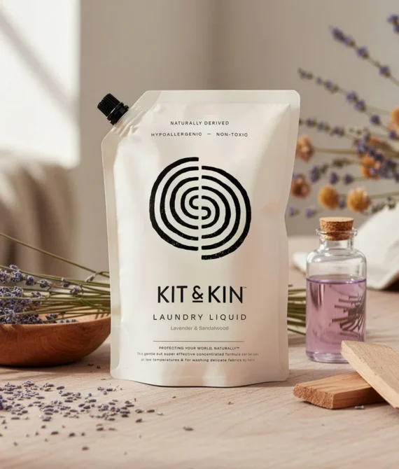 Laundry liquid with Lavender & Sandalwood (1L refill pouch)